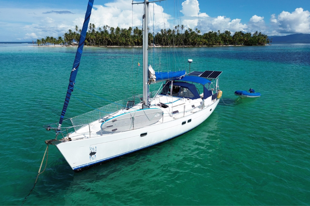 Mola Mola (Beneteau 411) - Foto4